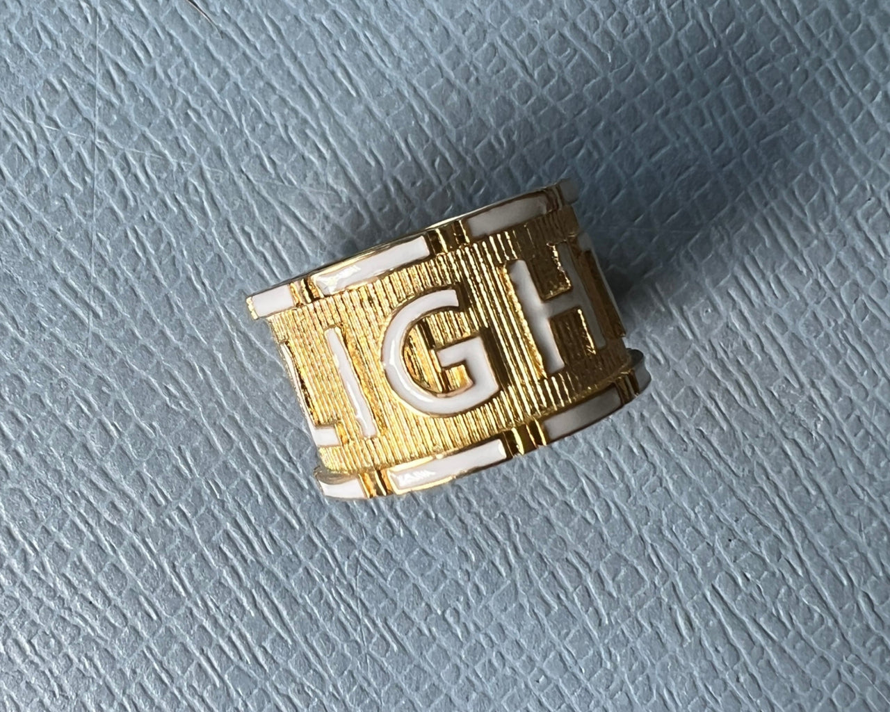 Light Band Ring White Enamel