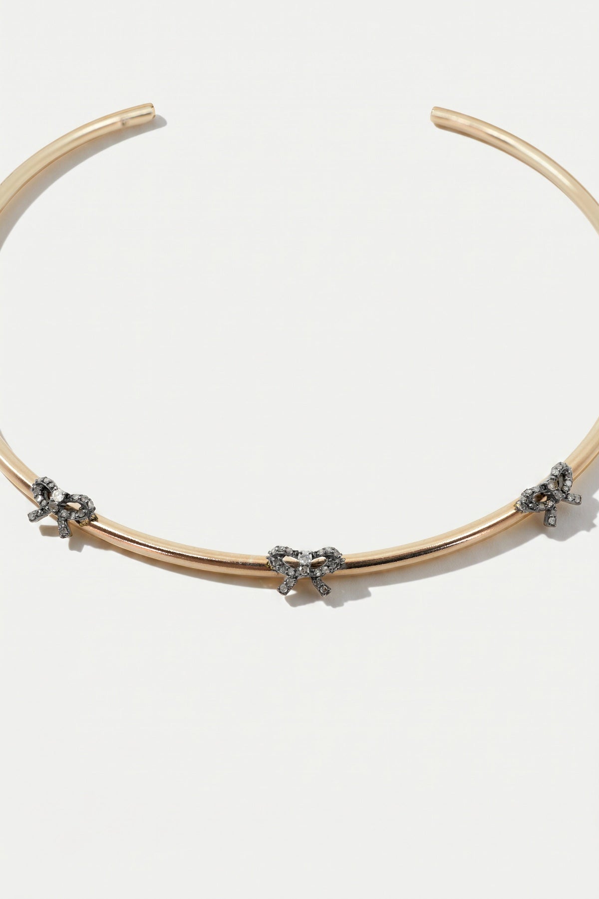 Diamond Bow Neck Bangle Choker