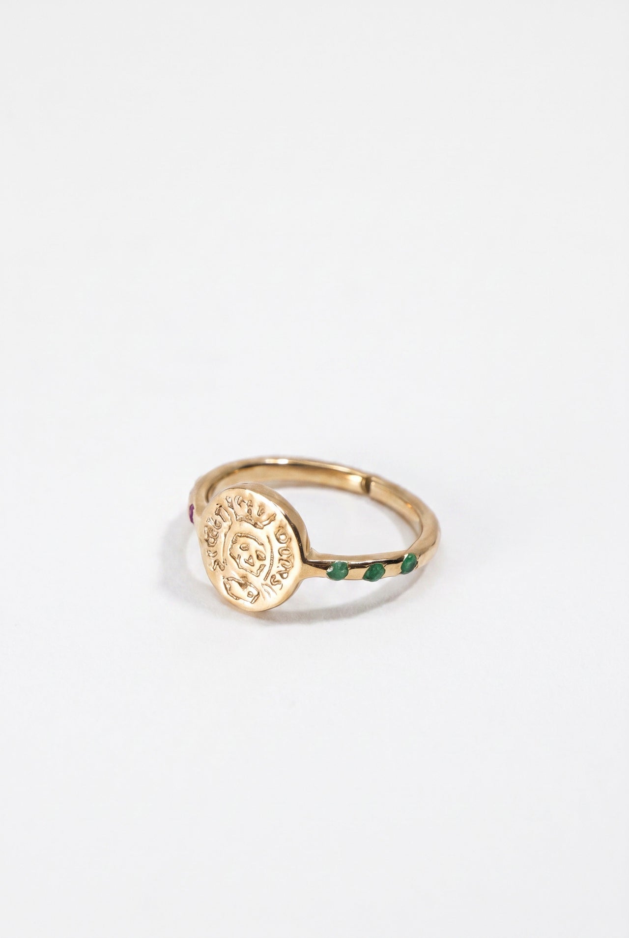 Skull Ring Emerald Ruby Crest Gold