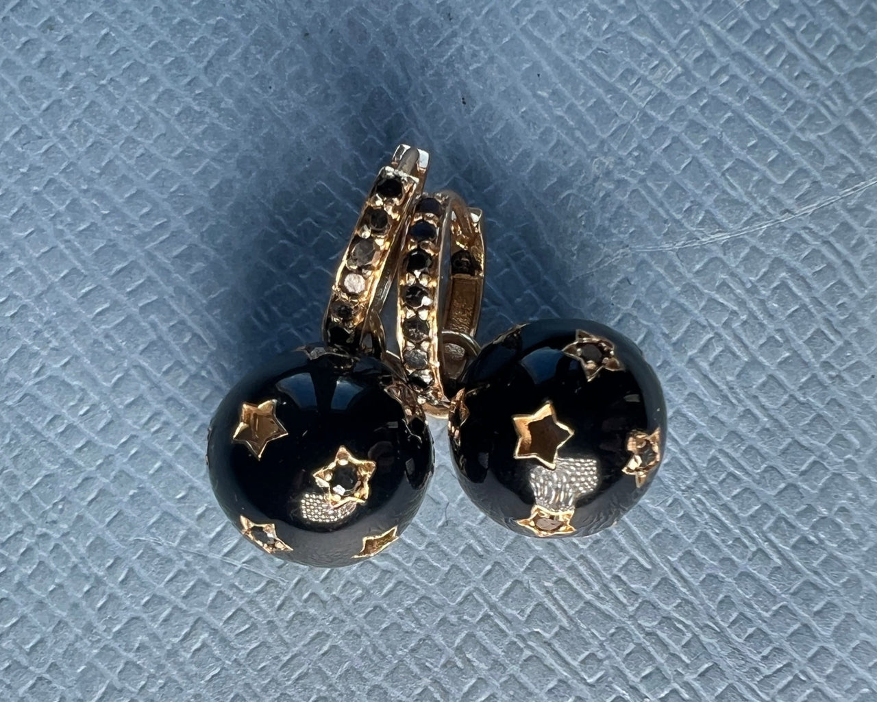 Black Diamond White Diamond Mini Sphere Earring Black Enamel