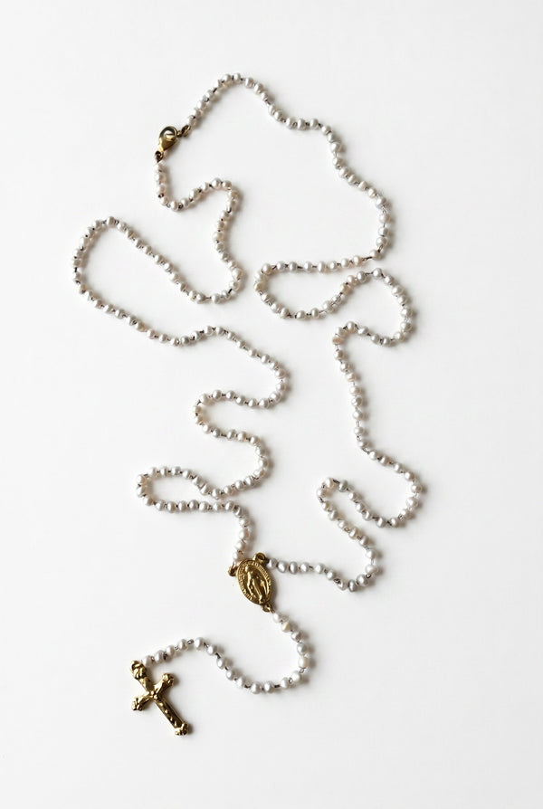 White Pearl Rosario Necklace